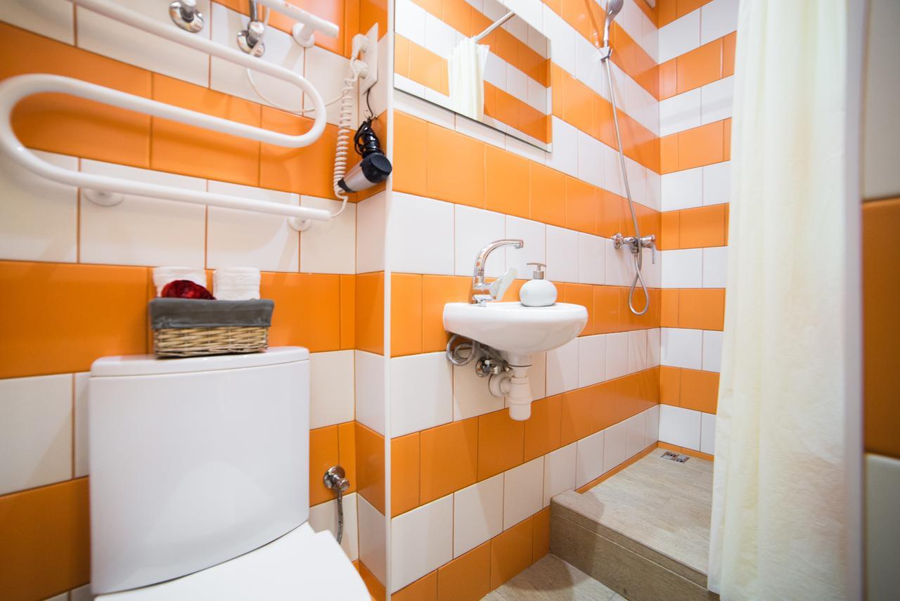 Mini Economy Apartments- Filatova 10 Lviv Exterior photo